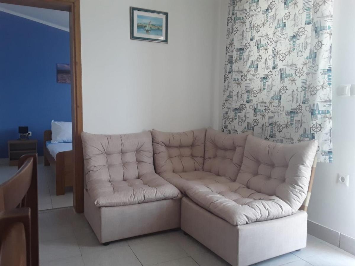 Apartamentos Aroma Pag Town Bagian luar foto